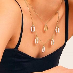 Shell Charm Double Layered Chain Necklace